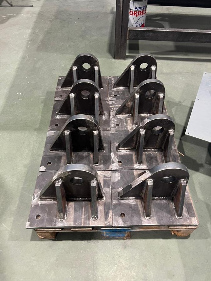 Orejetas de anclaje soldadas fabricadas por Ingescam tras análisis por elementos finitos